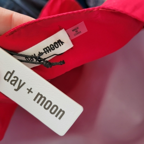 Day + Moon NWT Women's Small Red Quarter Sleeve Mini Dress Square Neck Tiered - Picture 9 of 9